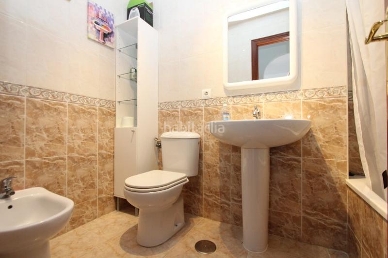 Foto 22ba6c1b-6723-44bf-9f02-144bd644eeca. Location appartement avec parking piscine dans Torremuelle Benalmádena