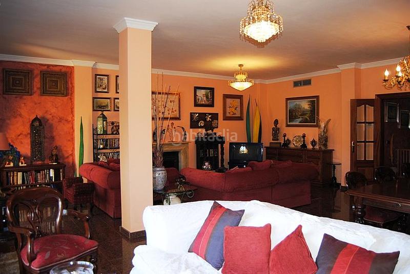 Foto a5d76240-fe2d-428b-bb2c-28dadc0bed86. Chalet with parking pool in Mijas pueblo Mijas