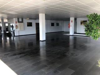 Lloguer Nau industrial a Los Jardines de Marbella - La Ermita. Se alquila nave industrial en poligono la ermita