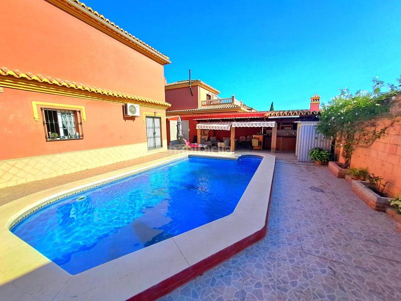 Foto d3a187bc-4734-41f3-9400-cb89df00292c. Chalet en campo de Mijas Mijas