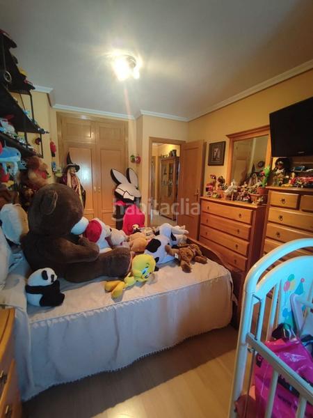 Foto ddd43be5-0ecb-4db2-9d41-44dbd51cc44f. Chalet with pool in Cubas de la Sagra