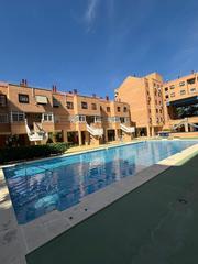 Appartamento en Norte-Universidad. Vivienda urbanizacion con piscina