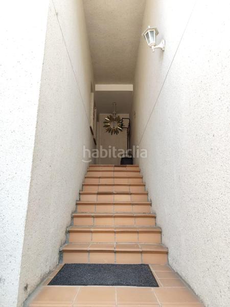 Foto 18ec2aa0-e02e-4b77-9e37-6af15d962b44. Casa a schiera con riscaldamento parcheggio piscina in Valdemorillo