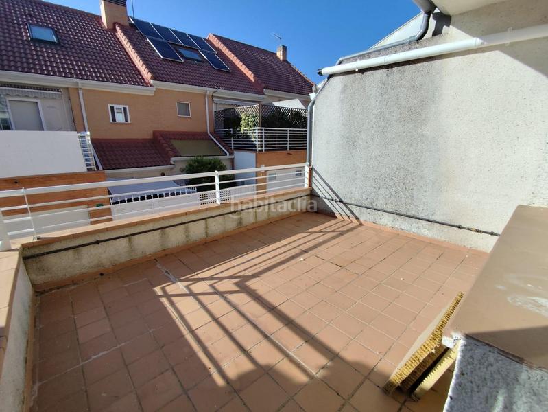 Foto 150d302b-c9c7-4065-aad5-1563787f9339. Reihenhaus mit heizung parking pool in Valdemorillo pueblo Valdemorillo