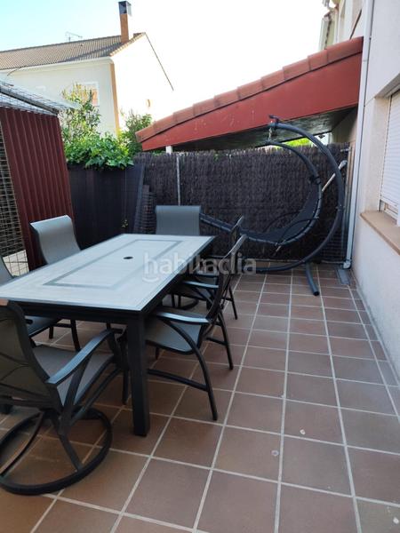 Foto e797096f-6a10-410a-bf3f-14bce0ad6524. Reihenhaus mit heizung parking pool in Valdemorillo pueblo Valdemorillo