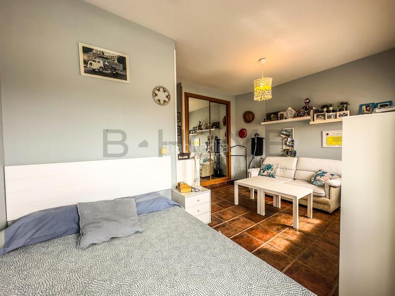 Foto 57122ad7-87b8-4839-9ed8-3fddf424d838. Casa aparellada amb aparcament a El Pijorro Navalcarnero