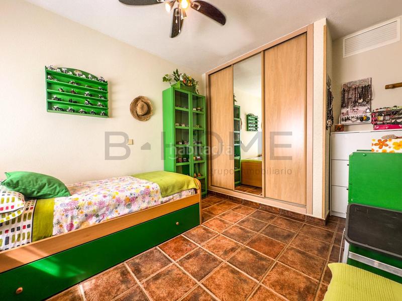 Foto a70b74b0-abe3-432a-8b17-2de49acfb83e. Casa aparellada amb aparcament a El Pijorro Navalcarnero