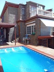 Casa pareada en Cortes-Huertas