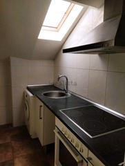 Location Appartement à Borox. Piso abuhardillado en alquiler en el centro de borox