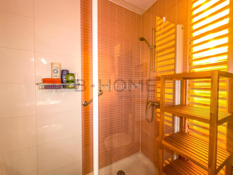 Foto 275472c0-6043-410c-96b4-11b437a56c8b. Chalet  con vistas privilegiadas al pantano de san juan en San Martín de Valdeiglesias