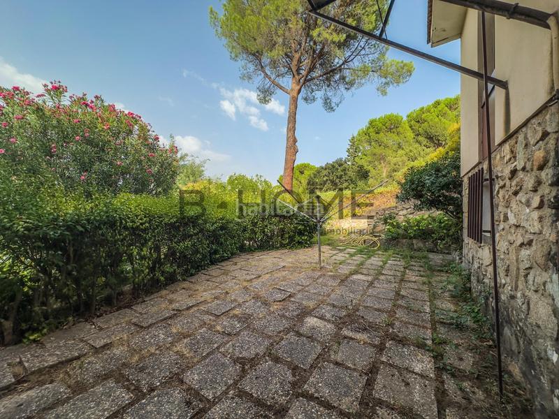 Foto ae0bd39e-b6f3-41e3-b873-4d84079b4f2e. Chalet  con vistas privilegiadas al pantano de san juan en San Martín de Valdeiglesias