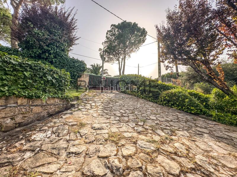 Foto f1760324-dbf8-4fff-b042-ca2b42344bab. Chalet  con vistas privilegiadas al pantano de san juan en San Martín de Valdeiglesias