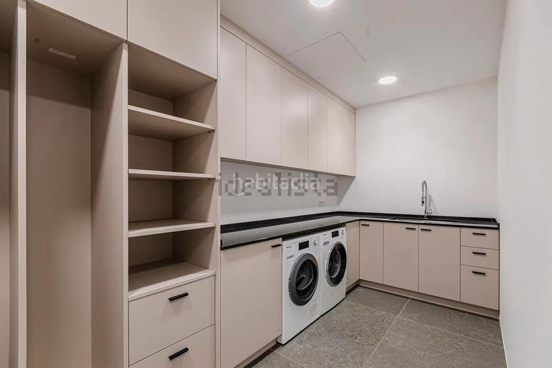 Foto d875c197-3112-46b5-9281-0792b82d293d. Casa amb calefacció aparcament piscina a Conde Orgaz - Piovera Madrid