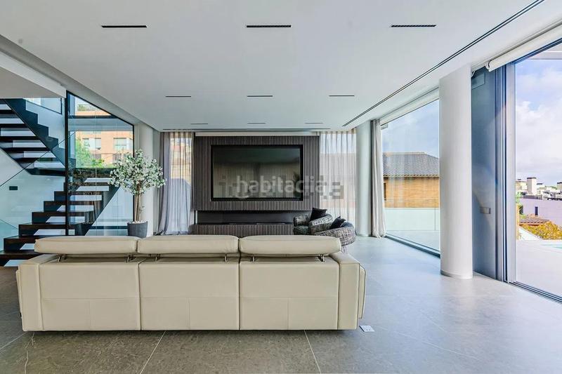 Foto fe30b1e8-3d45-4477-a0d5-98ed70f0b0b4. Casa amb calefacció aparcament piscina a Conde Orgaz - Piovera Madrid