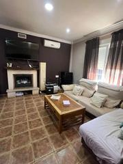 Alquiler Casa en Hervencias Altas - El Pinar