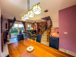 Semi detached house in Villanueva de Perales