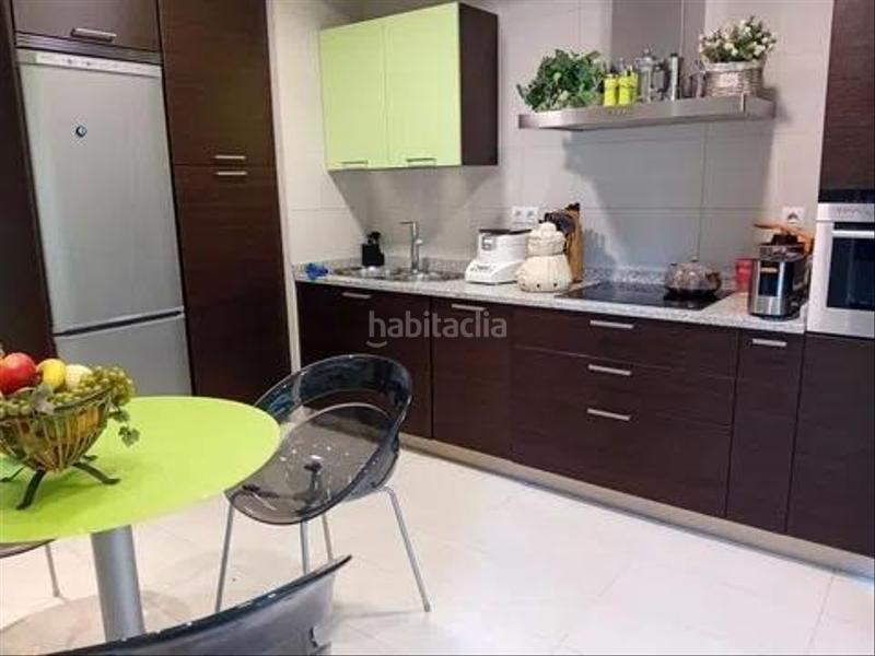 Foto 105900a3-8cc4-45c0-b291-f004bfb0f8fa. Rent flat with heating parking in Centro-Manguilla Escorial (El)