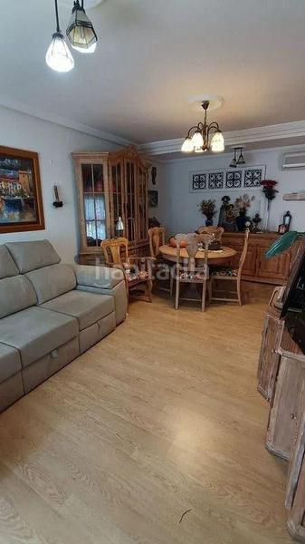 Foto 6d75e2e2-6fff-4507-8db3-1986818f14e8. Miete reihenhaus in Pepino