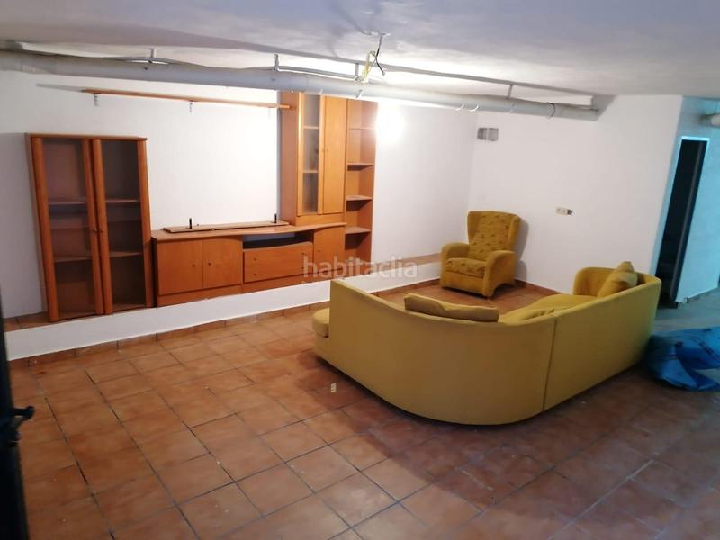 Foto 53d23c3f-03bb-4faa-a7d4-9bb28af413b2. Casa adossada amb aparcament a Recas