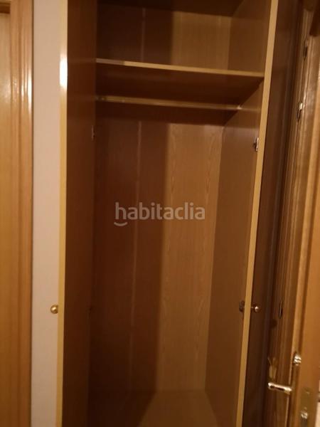 Foto b7f5d4b8-fd84-456a-96d4-088120ec32a5. Reihenhaus mit parking in Recas