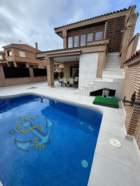 Foto 1529521d-0c7c-43bb-b873-0e53e75403e9. Chalet with parking pool in El Pijorro Navalcarnero