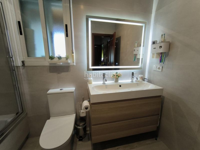 Foto 9dcd8ef7-adf7-48bf-8039-b24bec3946d8. Towny house with parking in Numancia de la Sagra