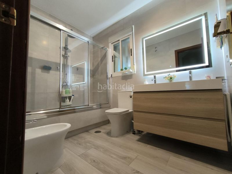 Foto e8a5bd45-4cd6-4d10-989a-dd03a00fe9c7. Towny house with parking in Numancia de la Sagra
