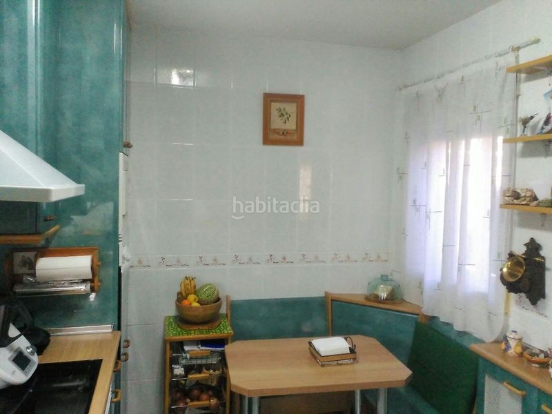 Foto fd8bffab-ce93-4709-9e23-9777df6ed602. Towny house with parking in Numancia de la Sagra