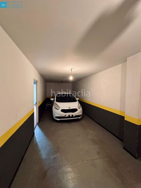 Foto 8035db48-2b61-4247-a508-d52830d9cf9a. Casa adossada amb aparcament a Centro Villanueva del Pardillo