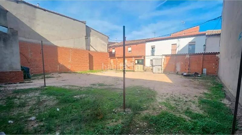 Foto 8fda7d8b-d696-4561-8cc6-f7b83fa1c2b7. Terreny residencial a Escalona