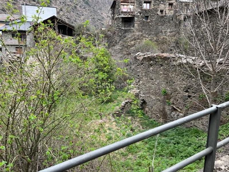 Foto 04609e65-ea91-466d-a35a-70535cb33ac3. Terreno residenziale in Alins