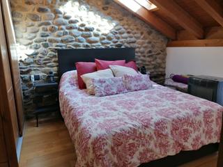 Duplex à Plaça de l'areny 6. Ático dúplex en el centro d'esterri d'àneu