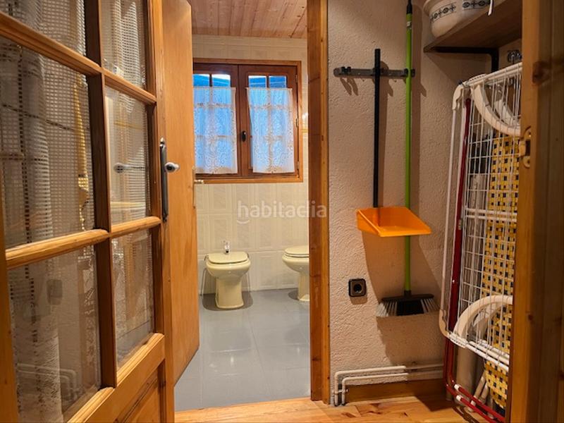 Foto ed37b267-e2e3-4fc7-8881-ac0ec0c9358c. Masía en carrer sellerte-isavarre 4 casa a dos vientos en el centro de isavarre en Alt Àneu
