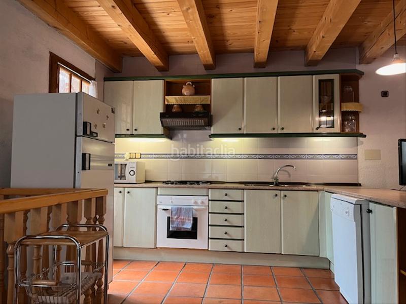 Foto f61ce1cb-207f-4303-b873-7435156e24b1. Masía en carrer sellerte-isavarre 4 casa a dos vientos en el centro de isavarre en Alt Àneu