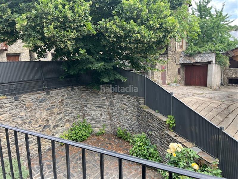 Foto fafe34a0-a00e-454d-b8c6-173bfe0ab885. Masía en carrer sellerte-isavarre 4 casa a dos vientos en el centro de isavarre en Alt Àneu