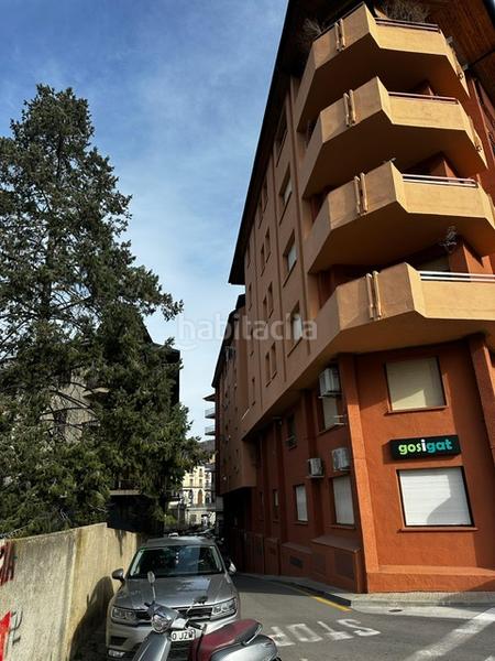 Foto bdf98e51-2ec0-4ab4-94fb-752470c984c2. Appartamento in avinguda verge de montserrat 14 in Sort