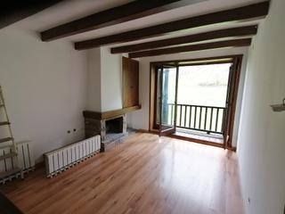 Apartament a Carrer cometes-valencia d'aneu- 1. Apartamento  con vistas