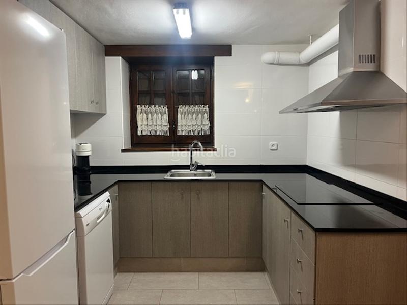 Foto dbfd3127-5a7f-49f3-9c65-9df9c4a4ecb8. Dúplex a Alt Àneu