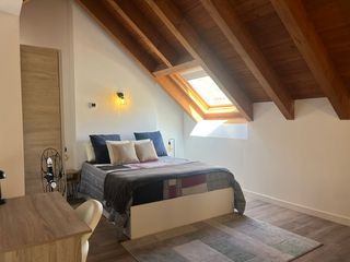 Apartamento  Carrer sebastia ramonich. D�plex c�ntrico en esterri