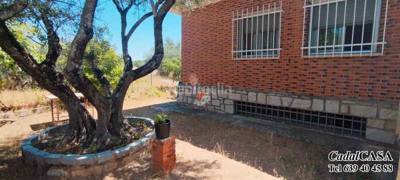 Foto 5ac1fd3a-1071-46ec-9061-698106b832fc. Chalet  independiente reformado, , para entrar a vivir. en Cadalso de los Vidrios