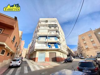 Appartement à Turquesa 43. Piso de 4 dormitorios en colonia los ángeles