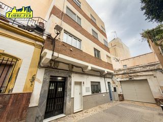 Affitto Appartamento in Perpetas 12. Amplio piso 3 dormitorios en calle perpetas, a escasos metros de
