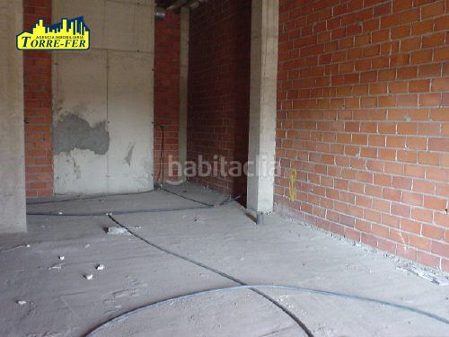Foto 1bb93b06-6943-44b5-96ee-36880af7fd47. Lloguer local comercial a arbol del amor lob 6 a Almería