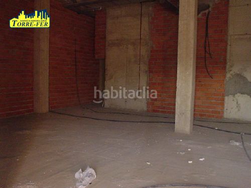 Foto 541220f2-4985-4ca6-9220-9070a7090800. Lloguer local comercial a arbol del amor lob 6 a Almería