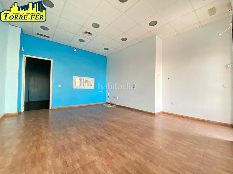 Foto 206e32d6-b448-46ae-b5b2-53a98ca62434. Lloguer local comercial a calle marruecos 53 a San Luis Almería