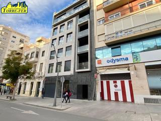 Location Local commercial à Calle eguilior 5. Local comercial en pleno centro de almeria