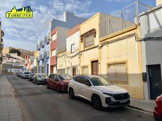Haus en Calle memorias 74. Casa en venta en la calle memorias, junto av pablo iglesias!