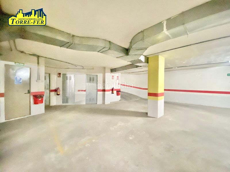 Foto 3c7354ac-2c83-4912-8e83-e5b6ebc0f78a. Aparcament cotxe a San Luis Almería