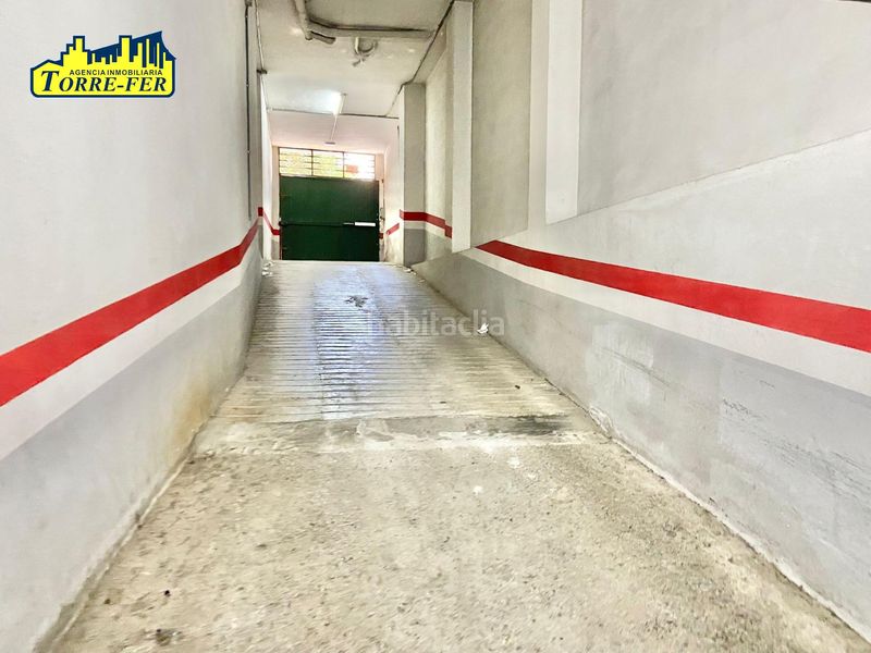 Foto 45b0ff71-e227-4eae-9812-3e2a3da11a36. Aparcament cotxe a San Luis Almería