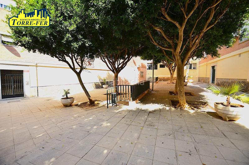 Foto 85c7bee6-9bc1-49a5-a00b-092d23a9dde5. Piso gran oportunidad en el barrio de la esperanza! en Almería